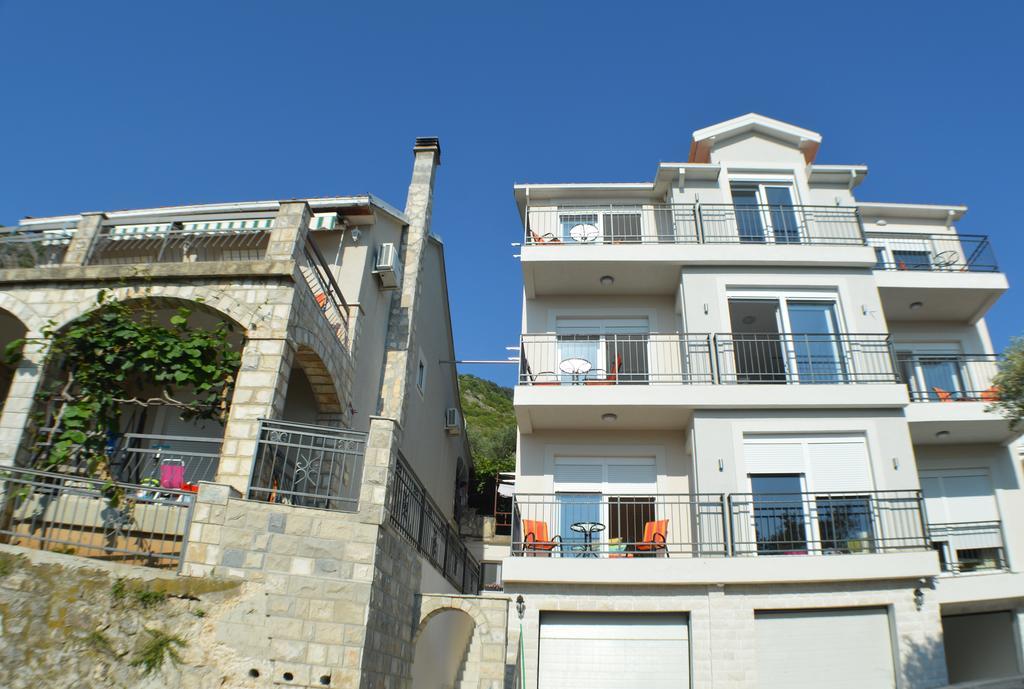Apartments Mm Sveti Stefan Extérieur photo