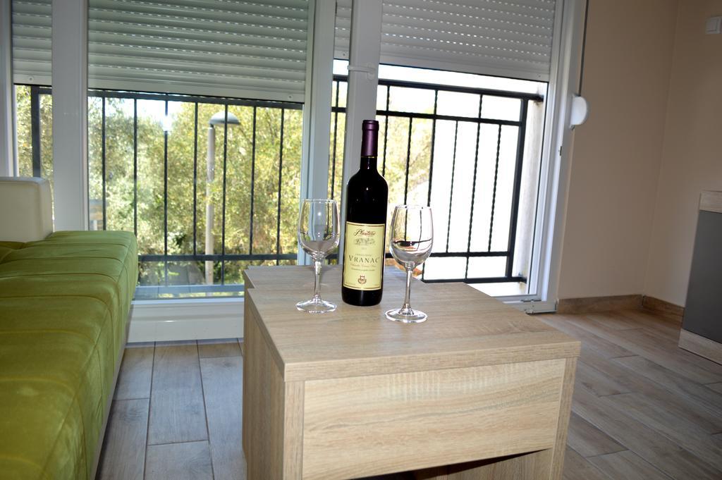 Apartments Mm Sveti Stefan Extérieur photo