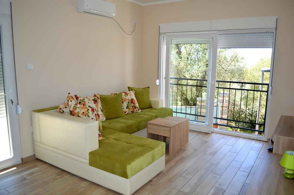 Apartments Mm Sveti Stefan Extérieur photo